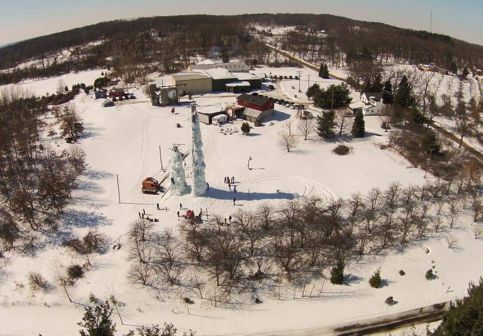 The Great Lakes Mixed Comp will take place at the Peabody Ice Climbing Club.