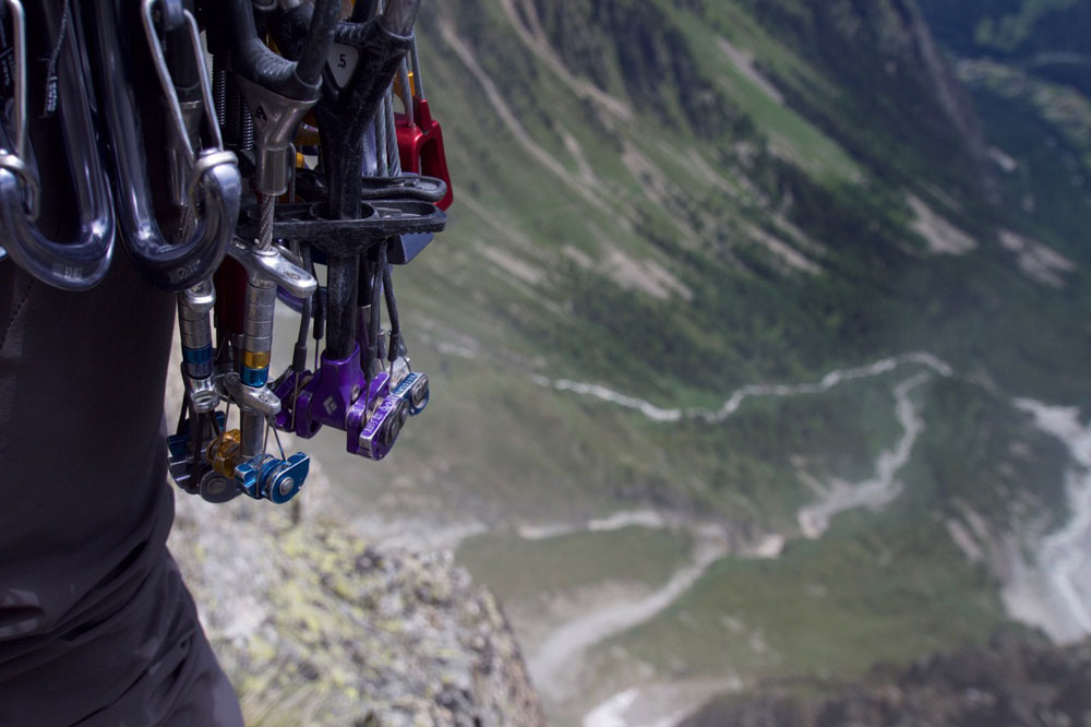 Black Diamond Camalot X4 Offsets and Ultralight Camalots being put to good use.